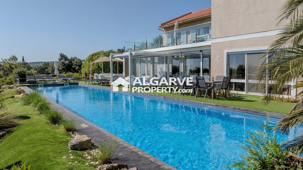 Property photo 1 of 71 Modern 5-Bedroom Villa With Panoramic Sea Views In Estoi