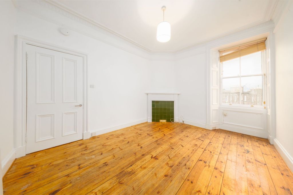 Property photo 2 of 18 Picture 2