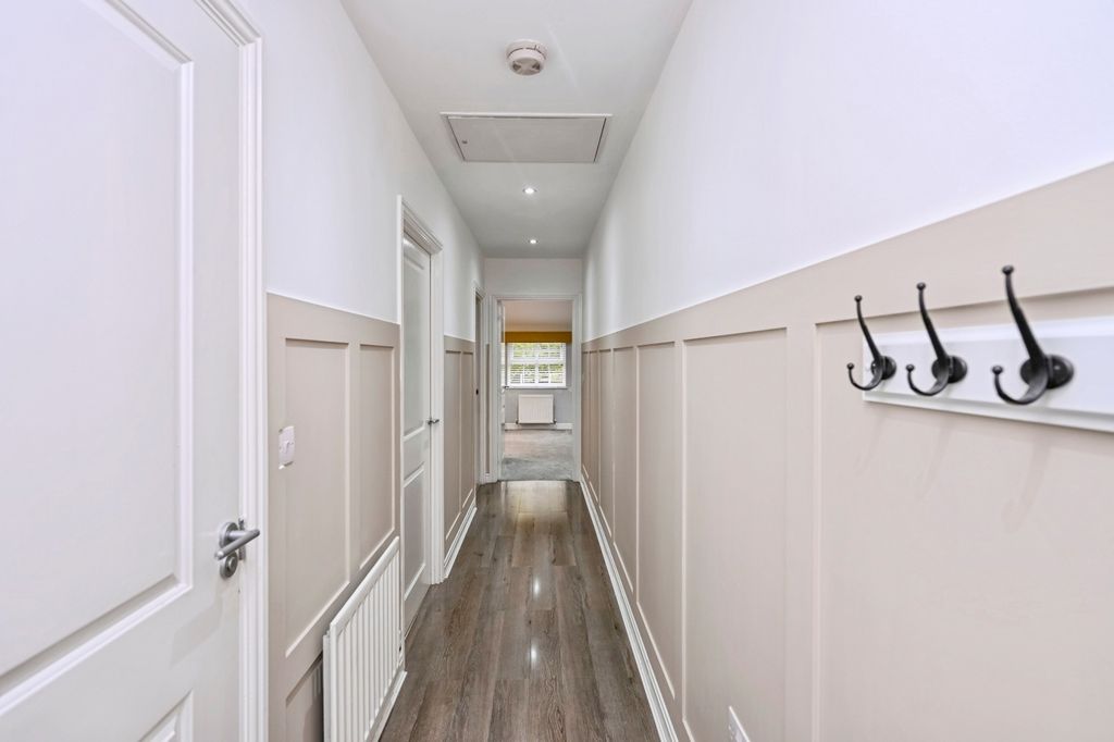 Property photo 2 of 21 Pbox-Img.Jpg