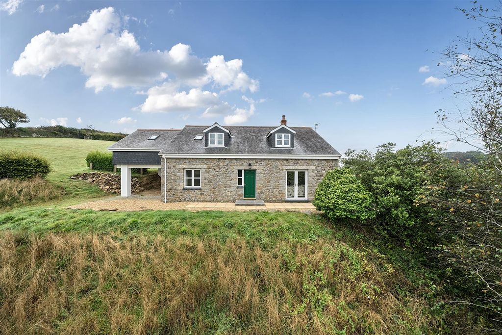 Property photo 2 of 24