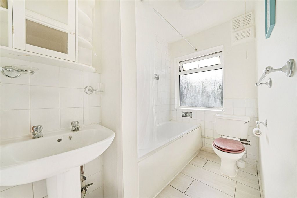 Property photo 3 of 11 Picture No. 07