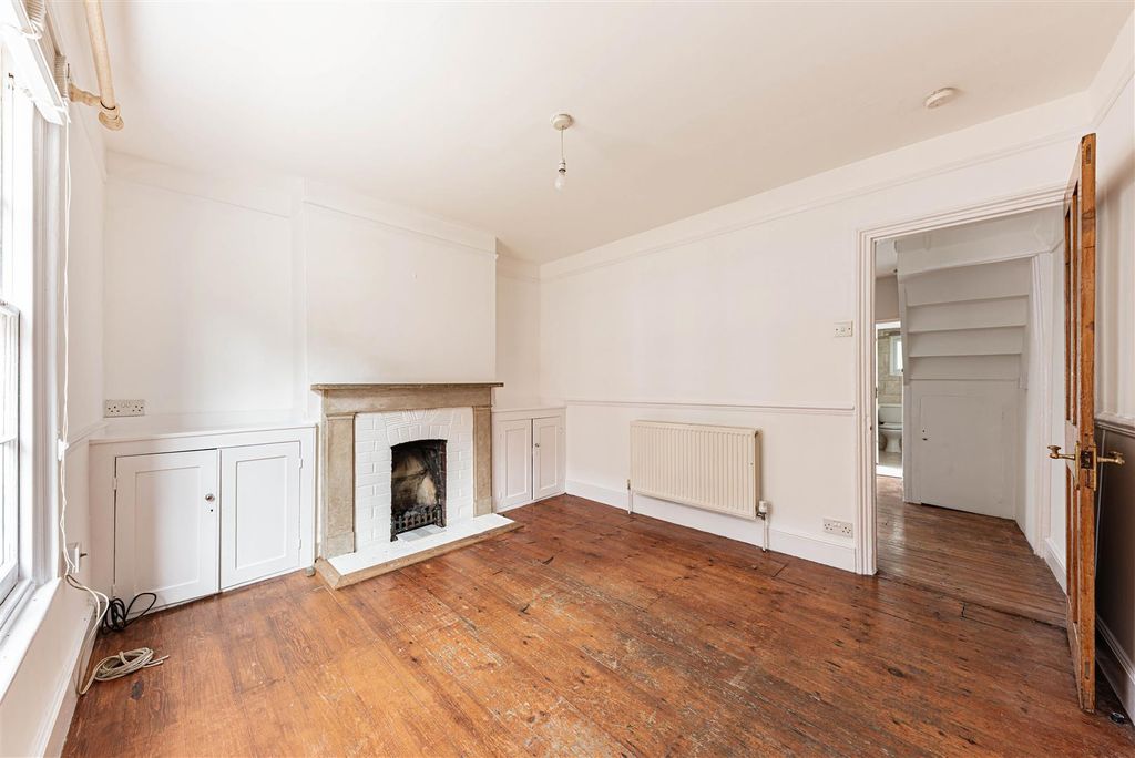 Property photo 3 of 10 L J Imaging-22.Jpg