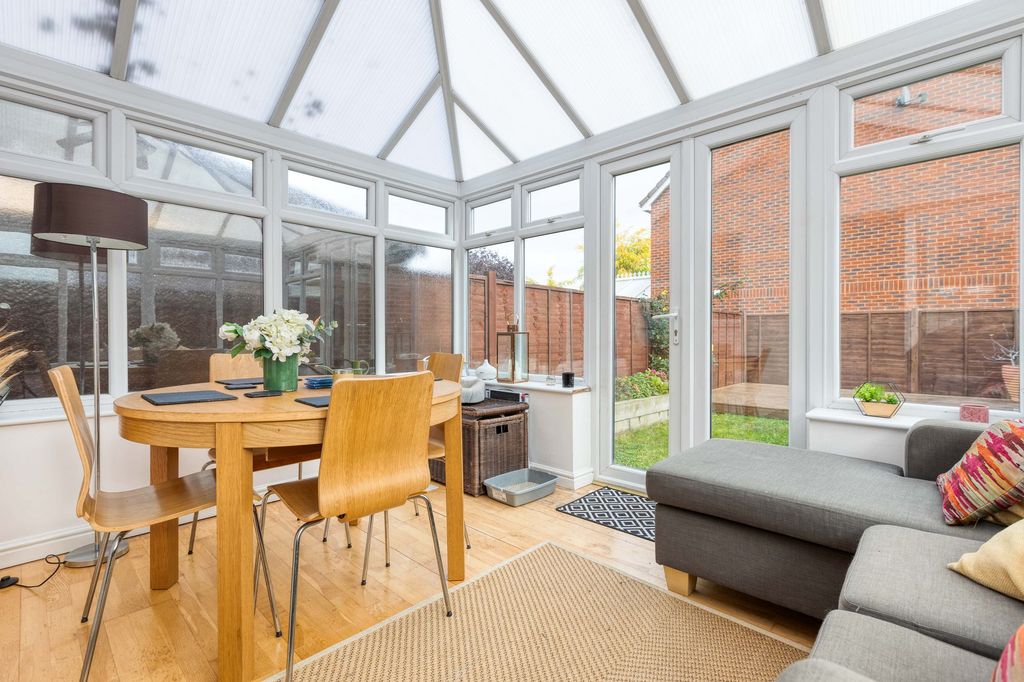 Property photo 3 of 19