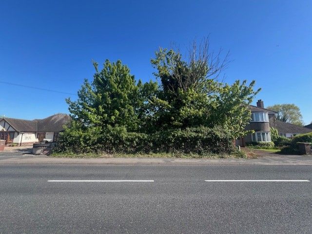 Property photo 1 of 3 Thumbnailimg7076
