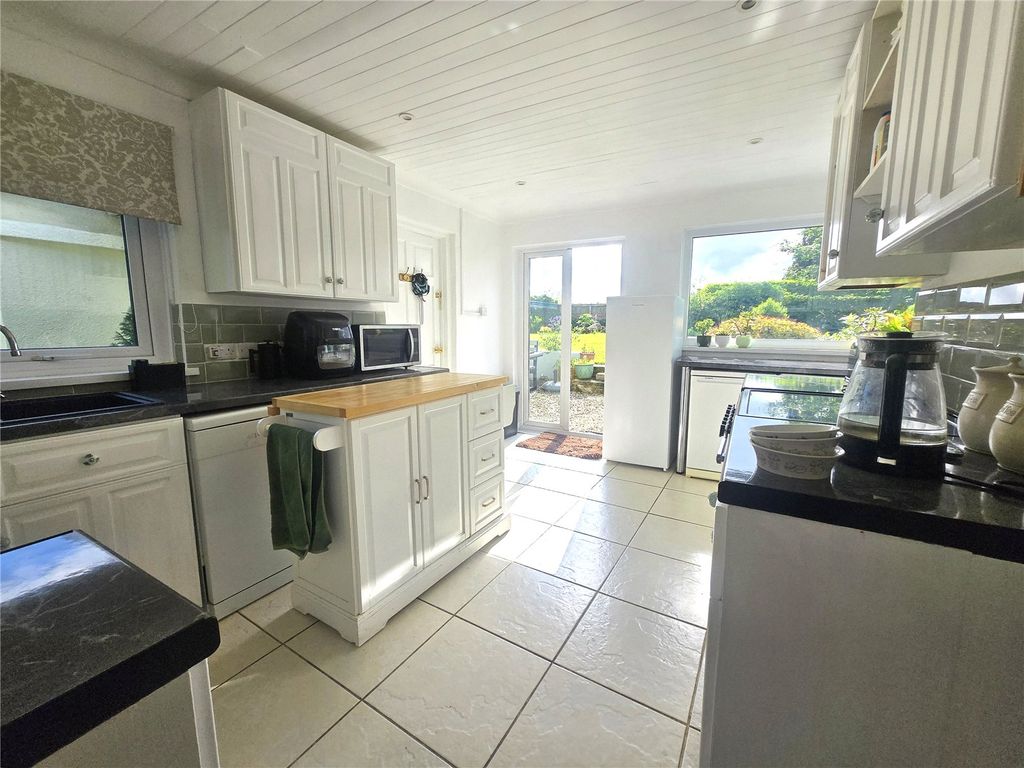 Property photo 3 of 44 Picture No. 43