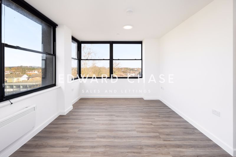 Property photo 3 of 11 Photo 19