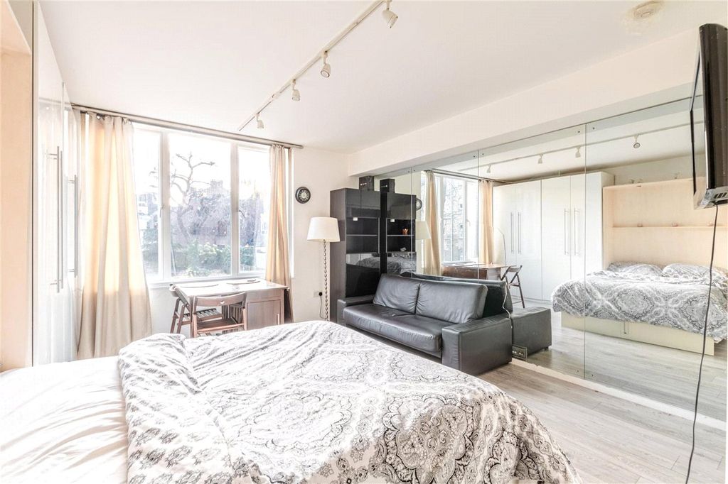 Property photo 2 of 5 Picture No. 03