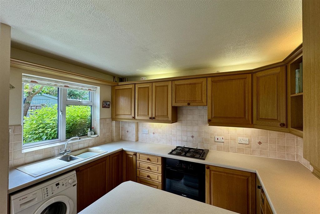 Property photo 3 of 17 Img_0056.Jpg