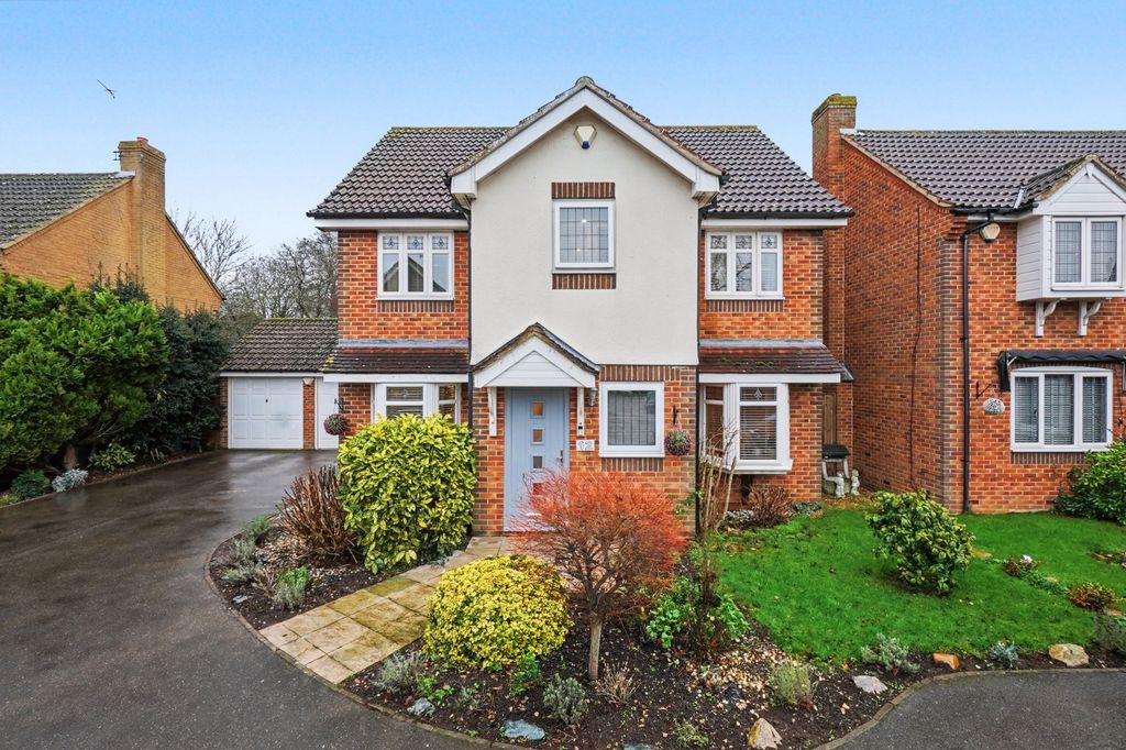 Property photo 1 of 39