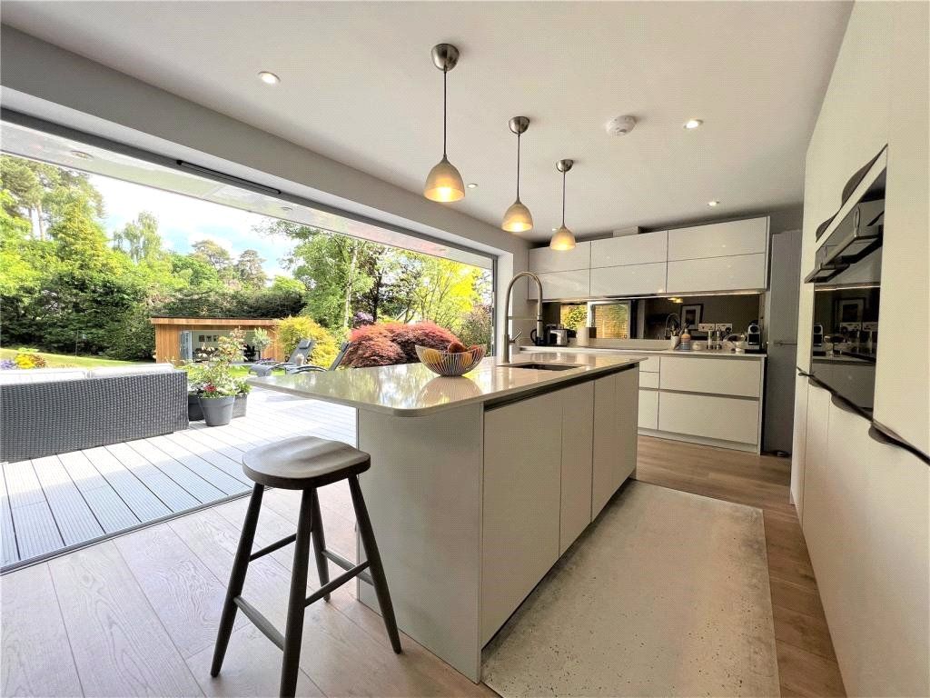 Property photo 3 of 24 Picture No. 04