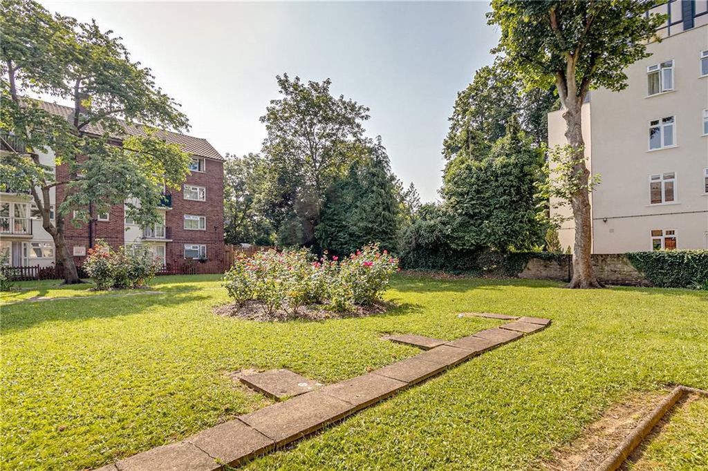 Property photo 2 of 6