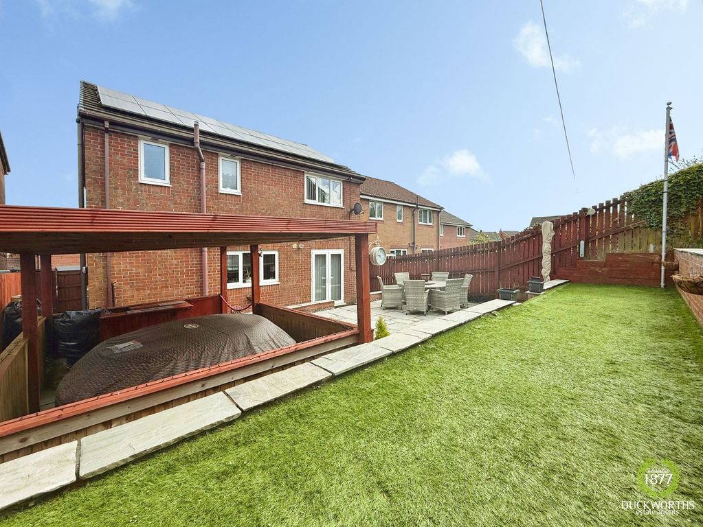 Property photo 1 of 23
