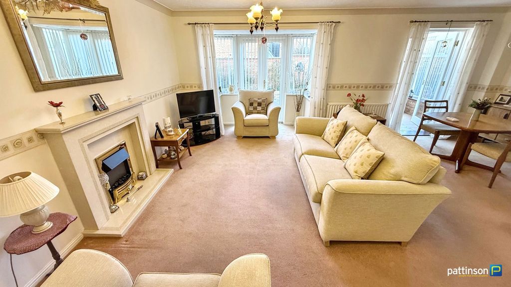 Property photo 2 of 29