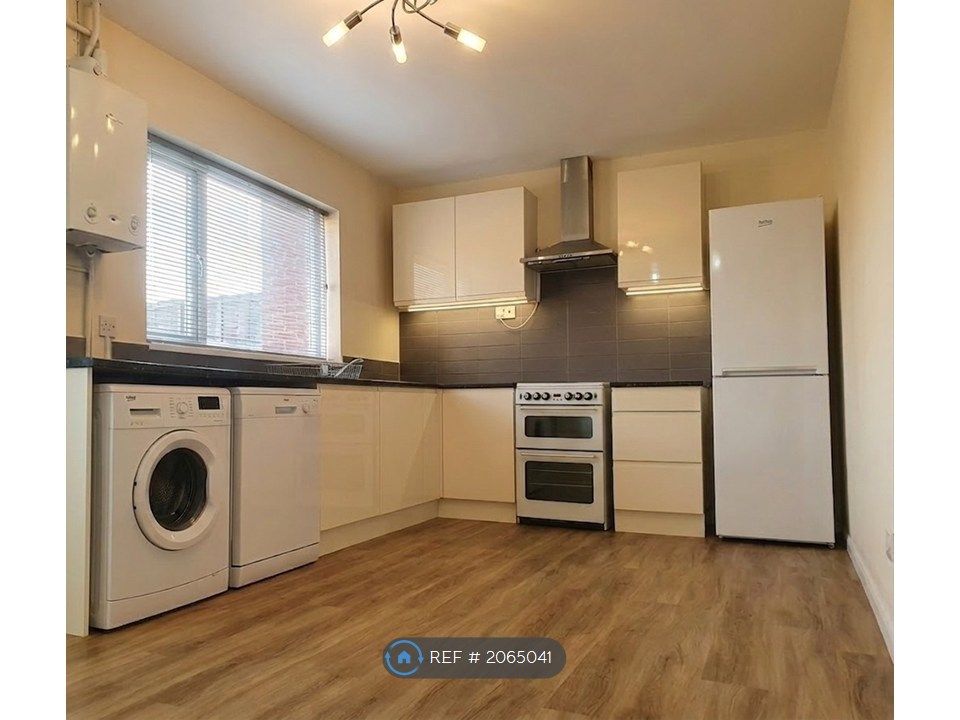 Property photo 3 of 8