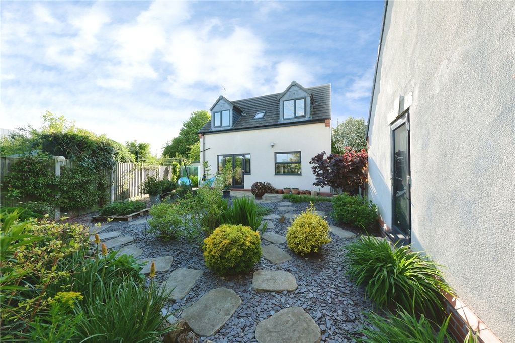Property photo 1 of 12 Picture No. 37