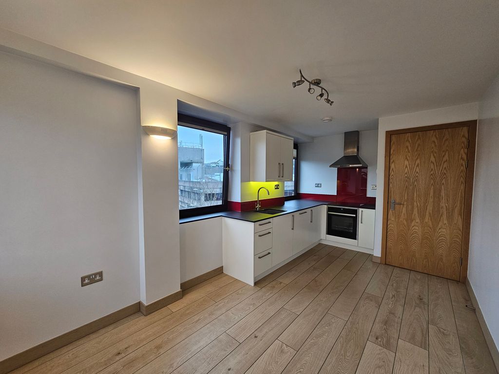 Property photo 2 of 5