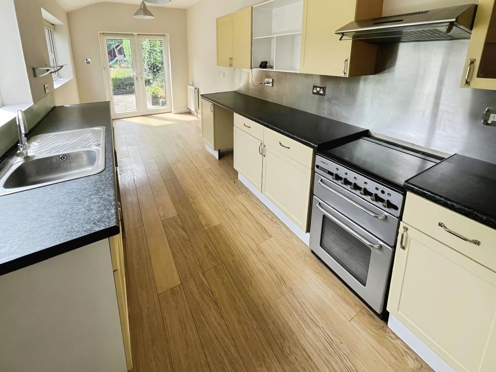 Property photo 3 of 10 A94616F3-Hr 201.Jpg