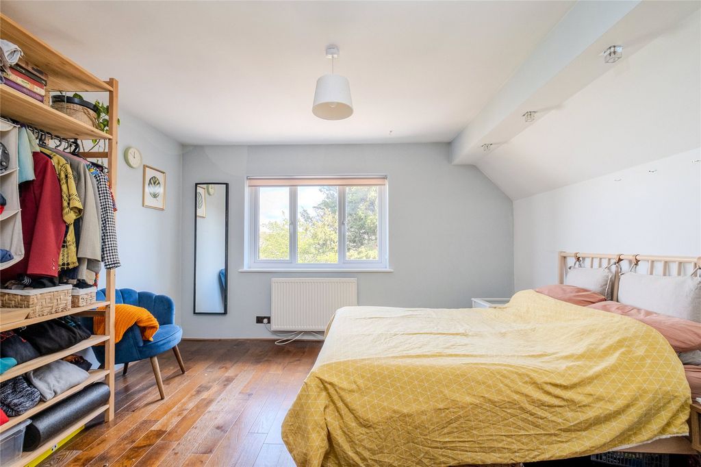 Property photo 3 of 5 Picture No. 04