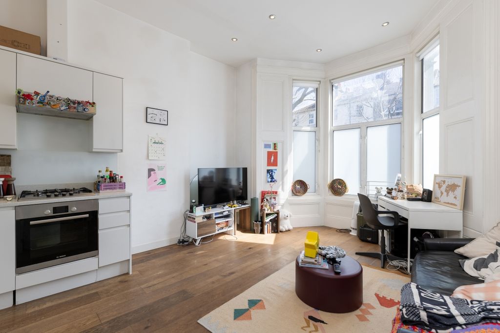 Property photo 2 of 7