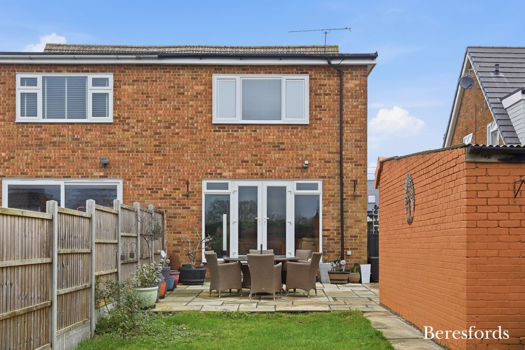 Property photo 2 of 19 Picture No. 26