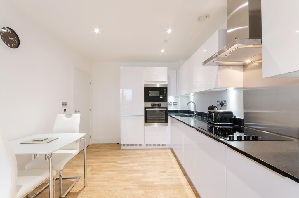 Property photo 2 of 5