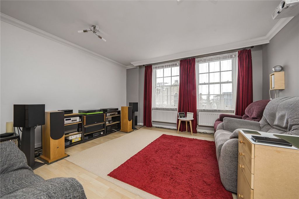 Property photo 2 of 10 Picture No. 08