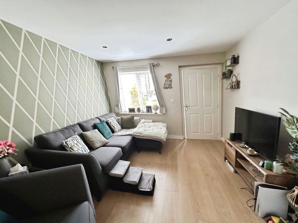 Property photo 2 of 18 Photo 14