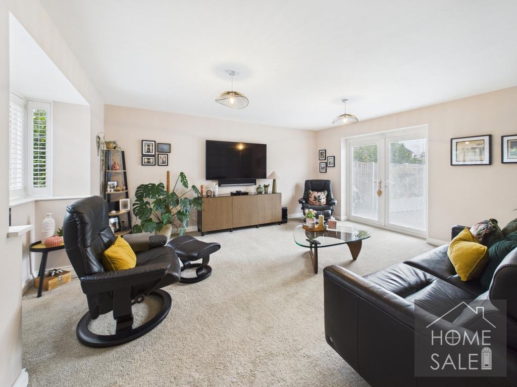 Property photo 3 of 23