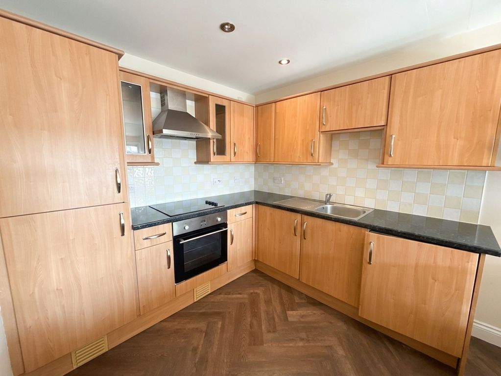 Property photo 2 of 13 Kitchen