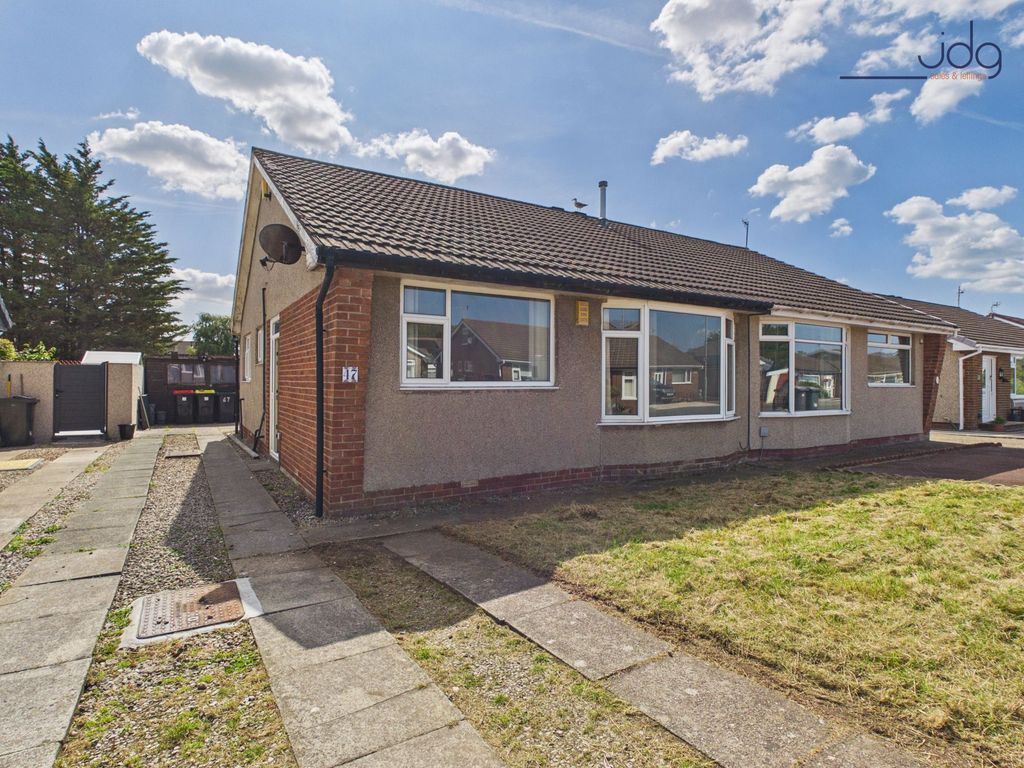 Property photo 1 of 14 Welcome To Wentworth Crescent