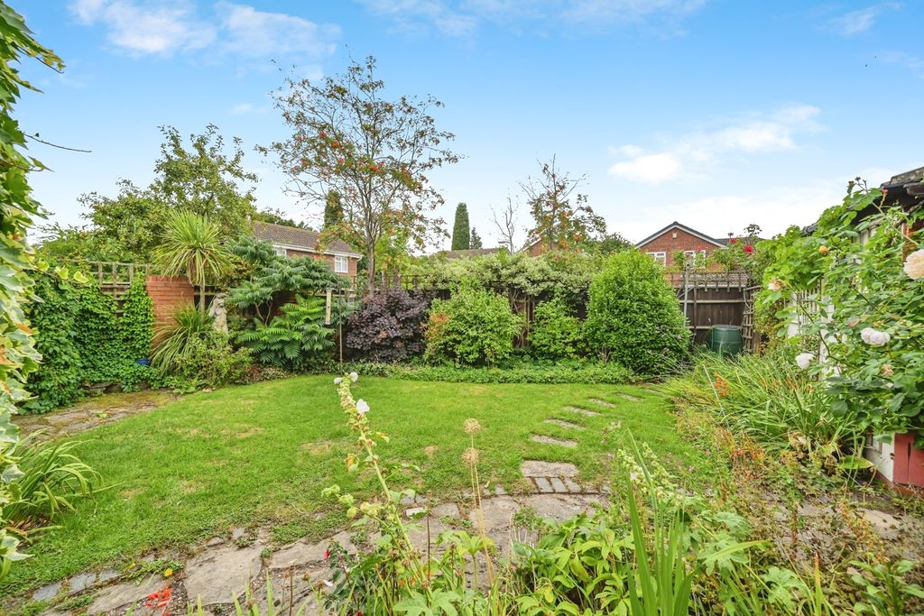 Property photo 2 of 17 Photo