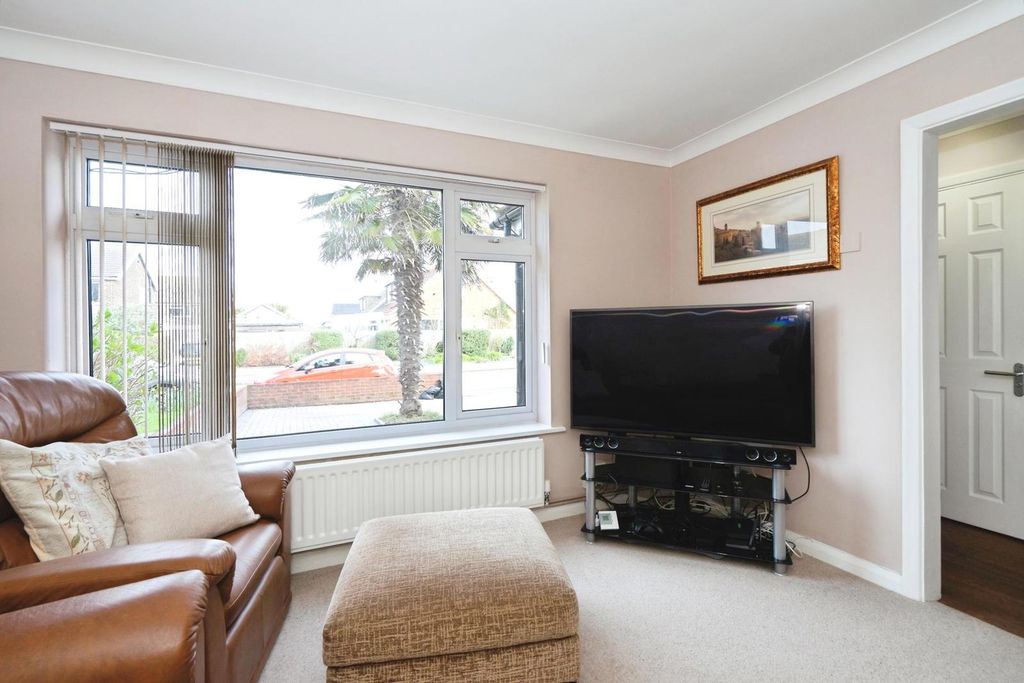 Property photo 2 of 20 Pbox-Img.Jpg