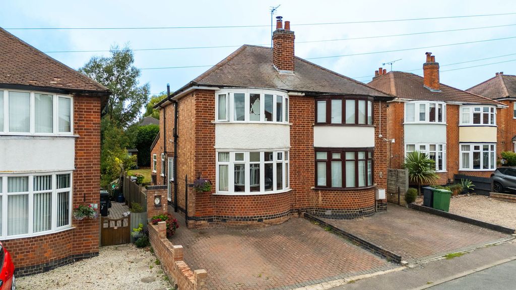 Property photo 1 of 27