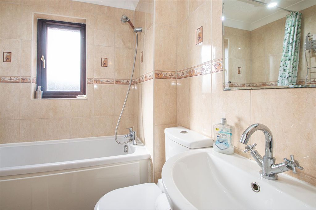 Property photo 3 of 18 2Prim_13.Jpg