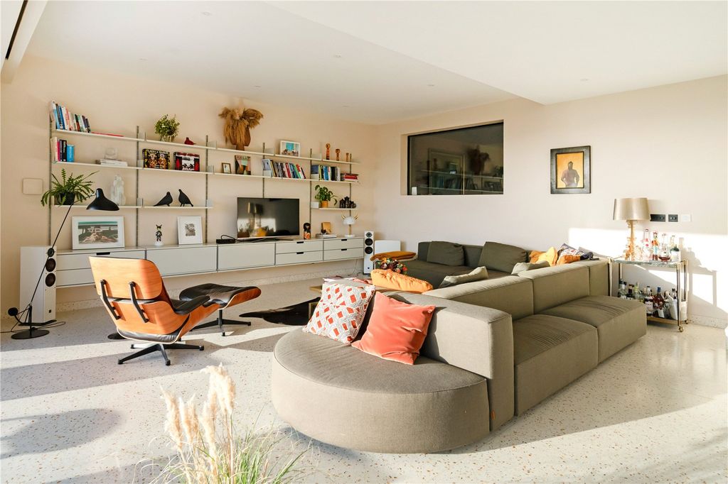 Additional image 5 of 6 bed detached house for saleRoedean Road, Brighton, East Sussex BN2