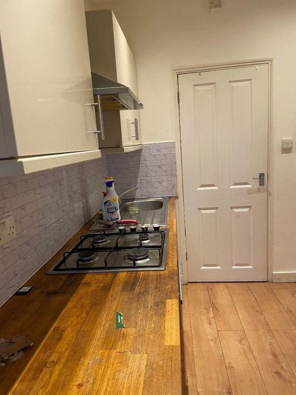 Property photo 2 of 8 Photo 2