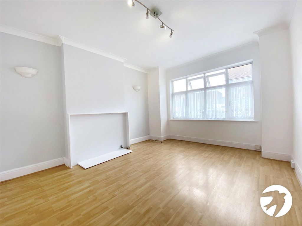 Property photo 2 of 17 Picture No. 08