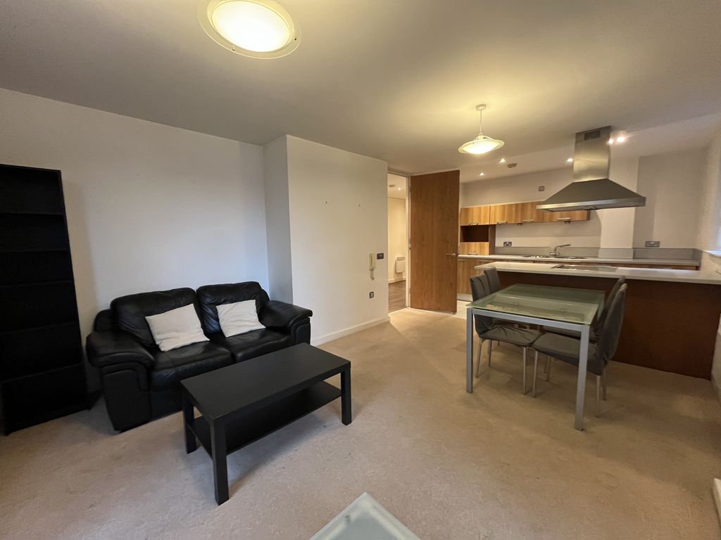 Property photo 2 of 7 Lounge