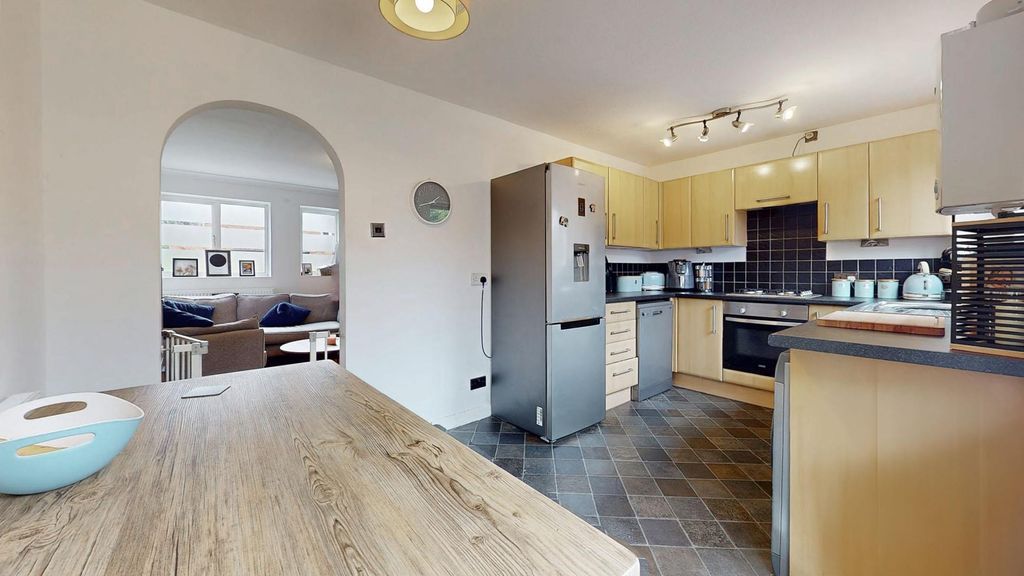 Property photo 2 of 14 Ftu7Eskxok6Xiq3Rel6Qfq.Jpg