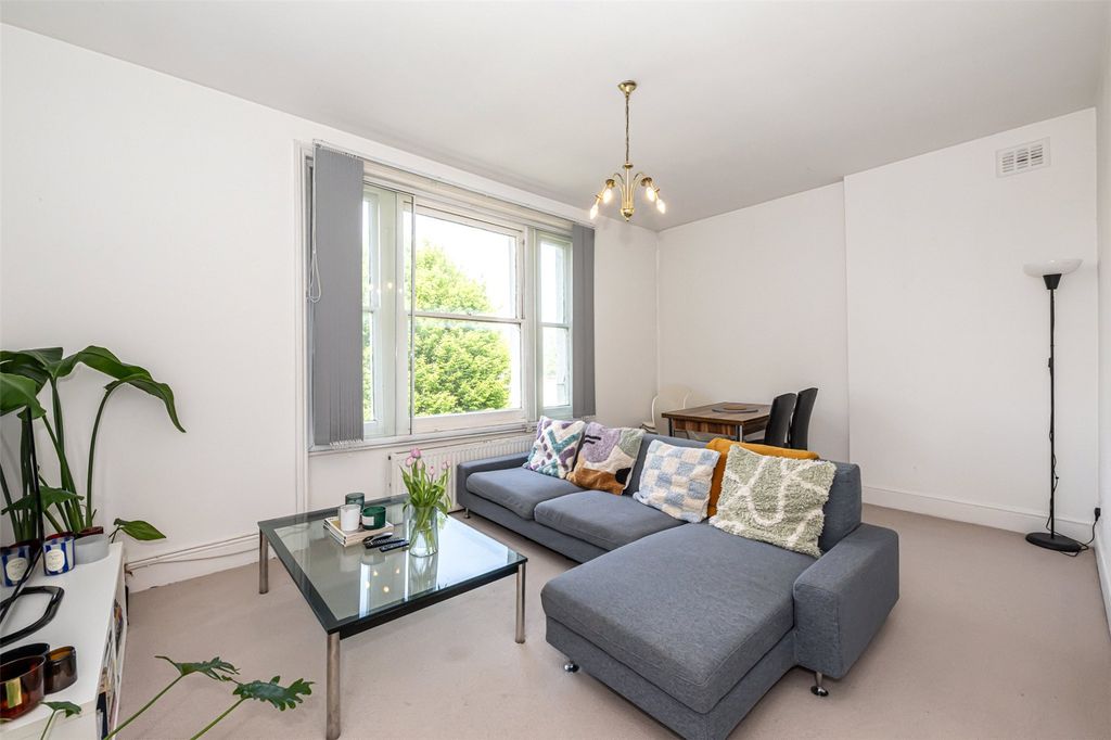 Property photo 2 of 7 Picture No. 01