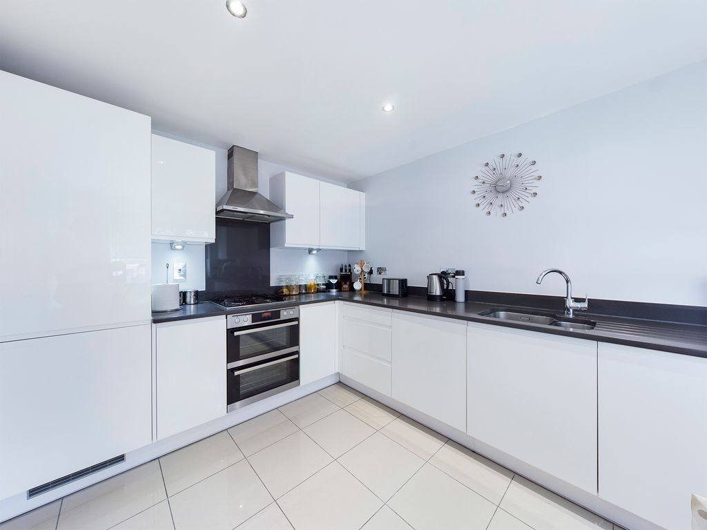 Property photo 2 of 13 Image