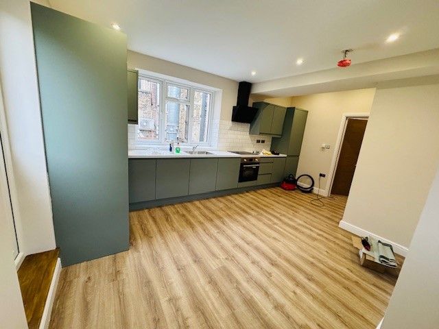 Property photo 3 of 14 Photo 13