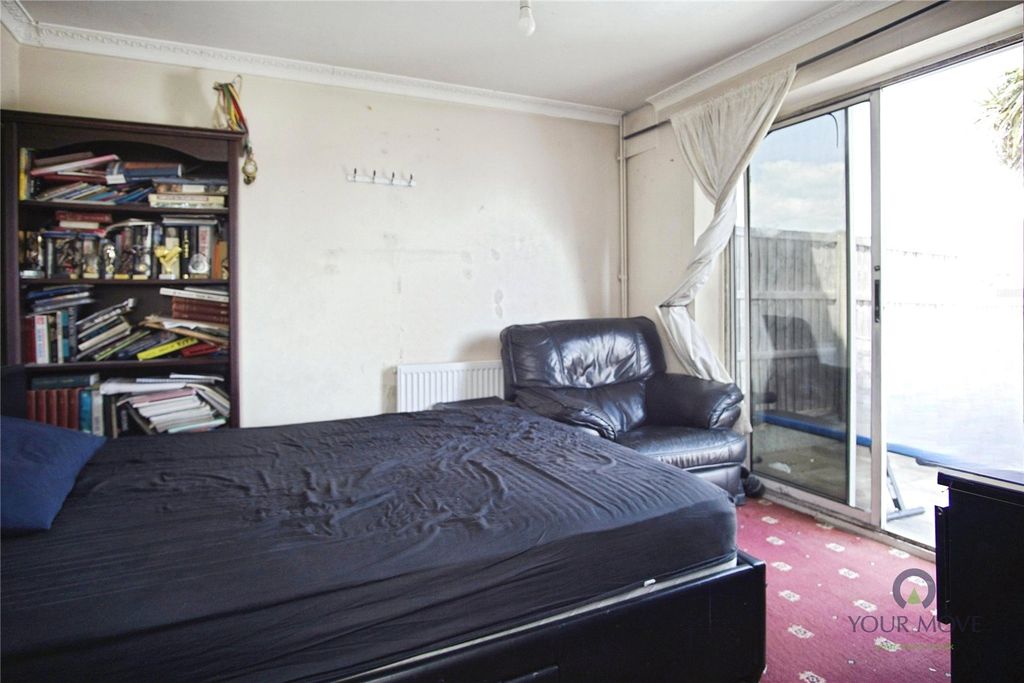 Property photo 3 of 14 Picture No. 01