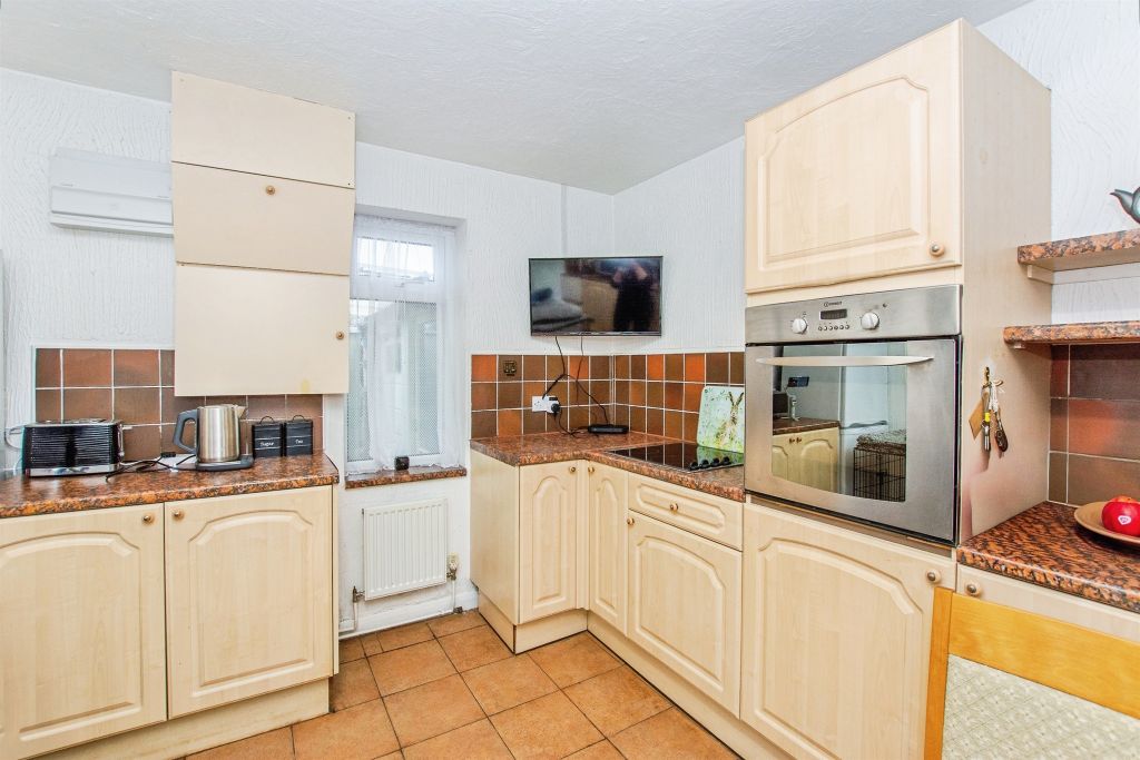 Property photo 3 of 13