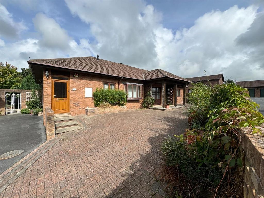 Property photo 1 of 18 1000041629.Jpg