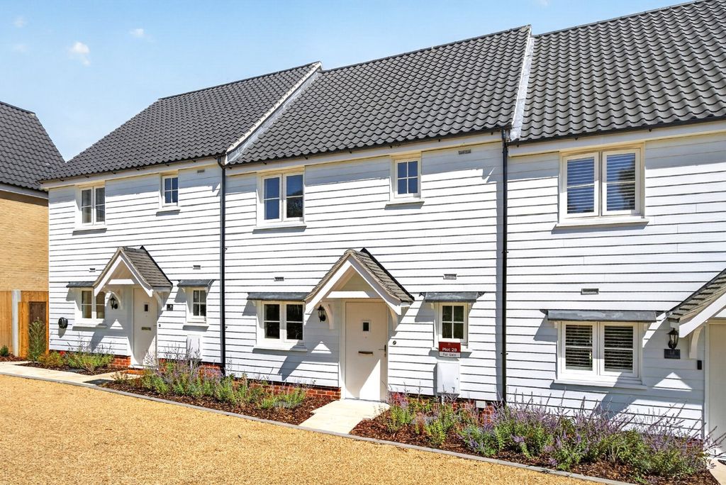 Property photo 1 of 16 Fallows Watch