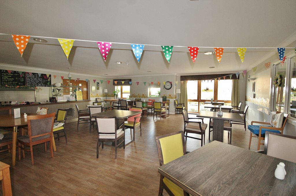 Additional image 12 of 2 bed flat for saleFernleigh, Witney OX28