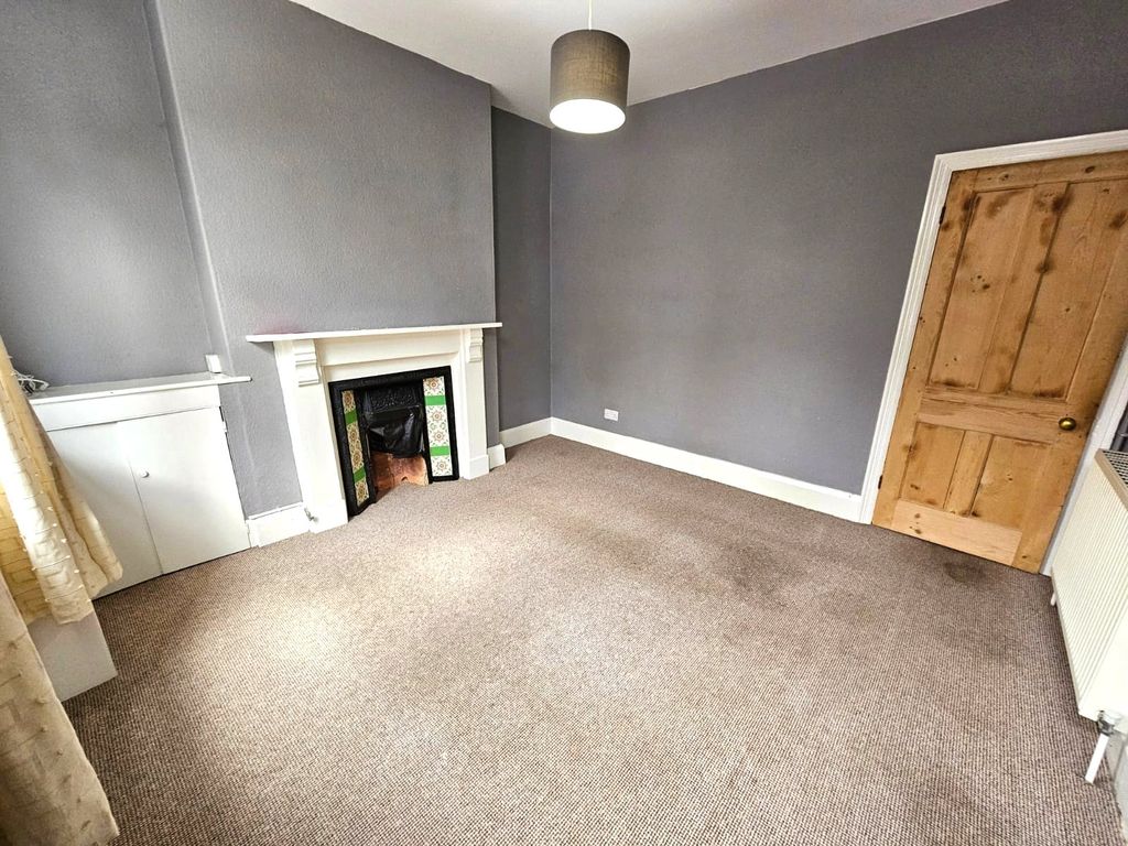 Property photo 2 of 16 Picture No. 02