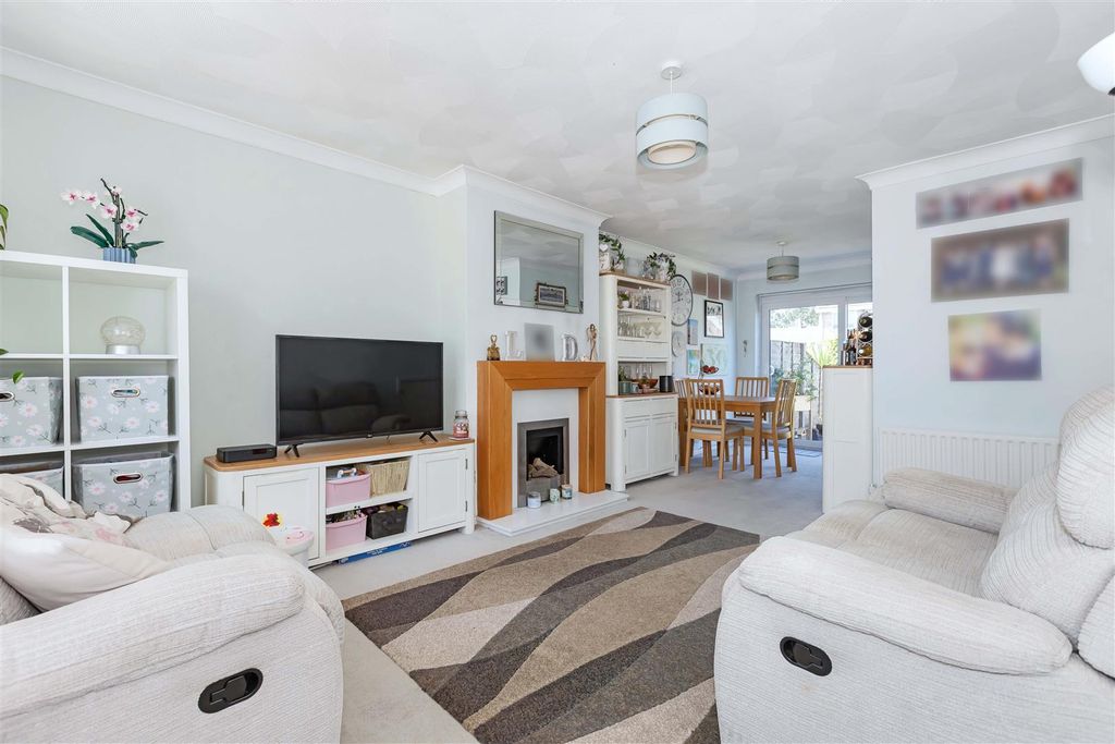 Property photo 2 of 13 Coleridge_11.Jpg