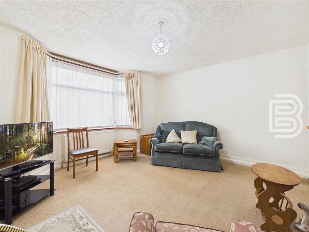 Property photo 3 of 20 Cam03823G0-Pr0259-Still008.Jpg